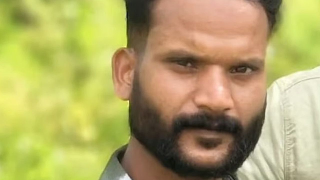 sunil Snakebite.jpg