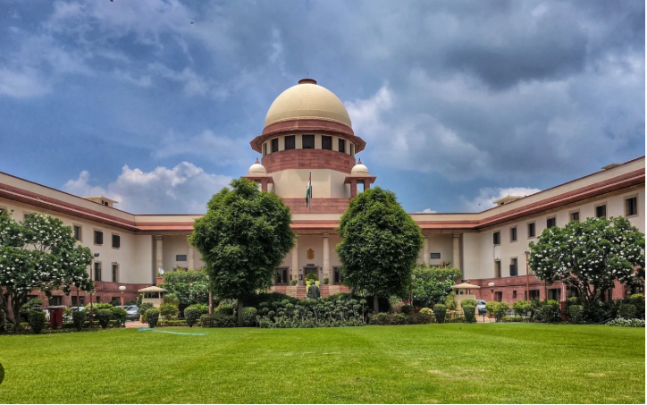 supreme court cloudy background 