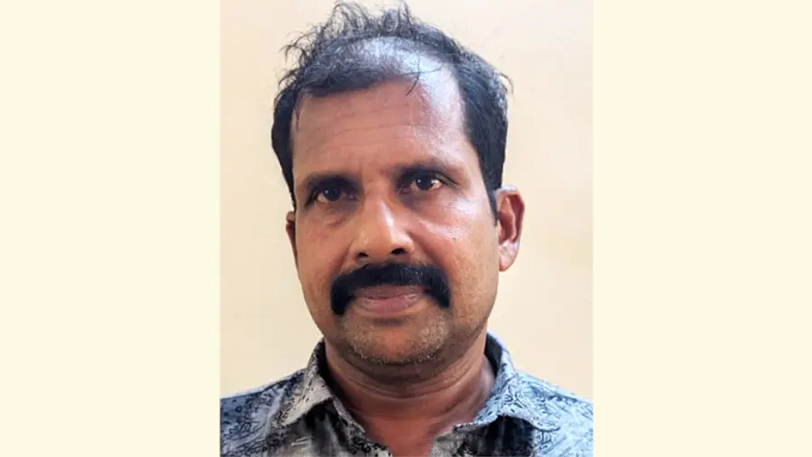സുരേഷ് 