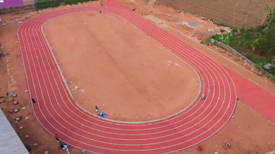 Synthetic track