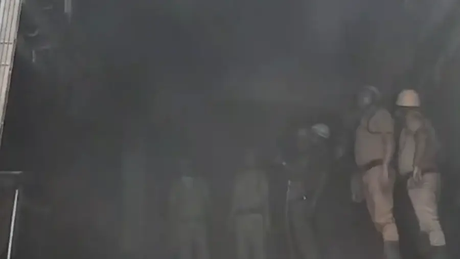 fire near calcutta hc