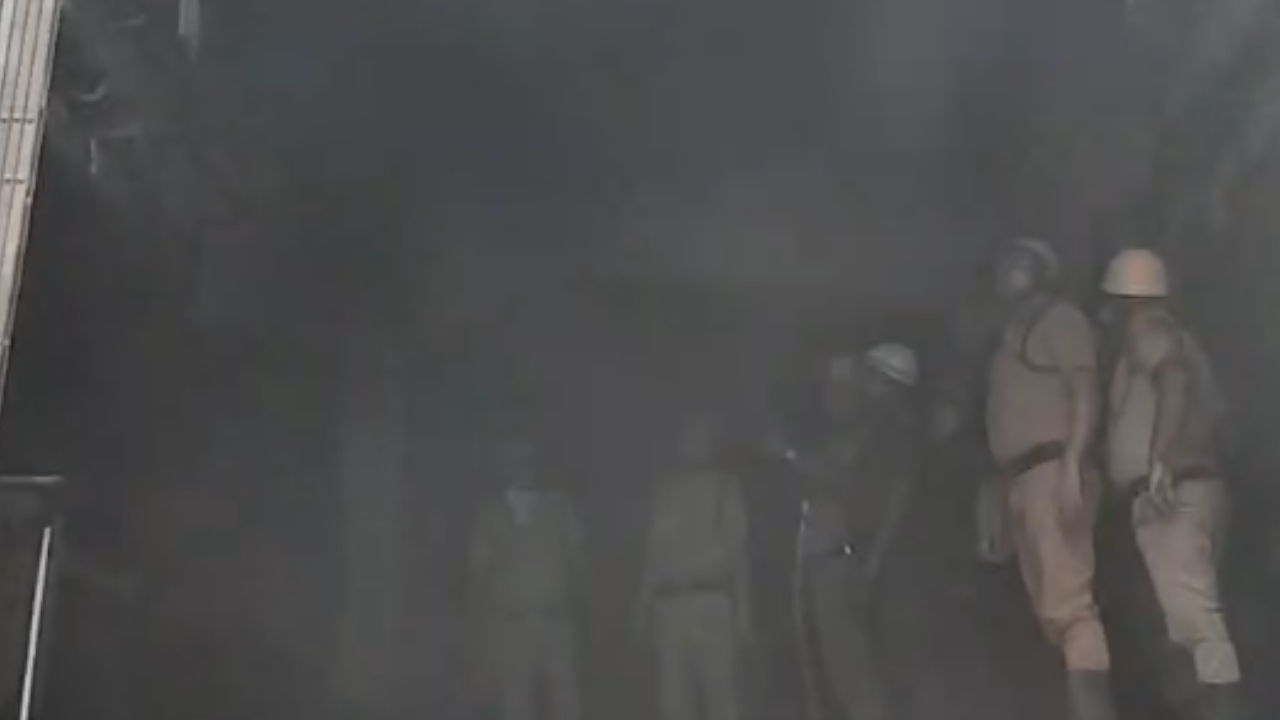 fire near calcutta hc