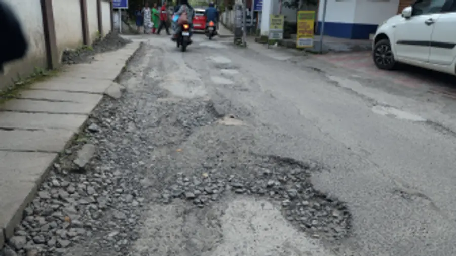 thaikkoodam church road