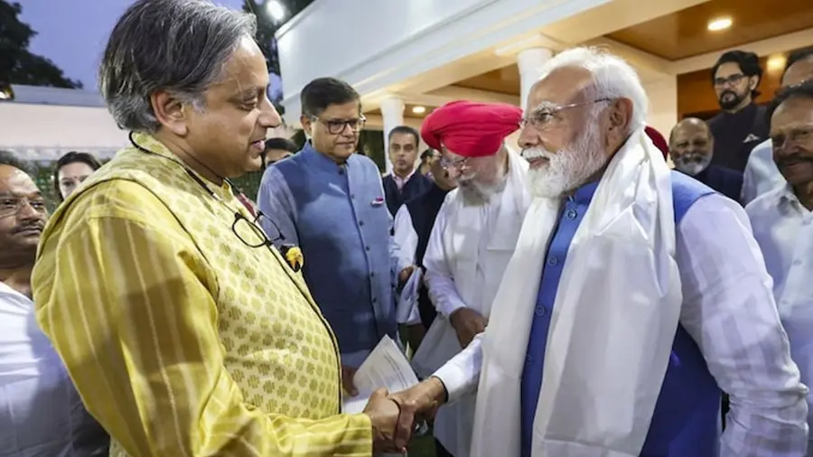 tharoor and modi