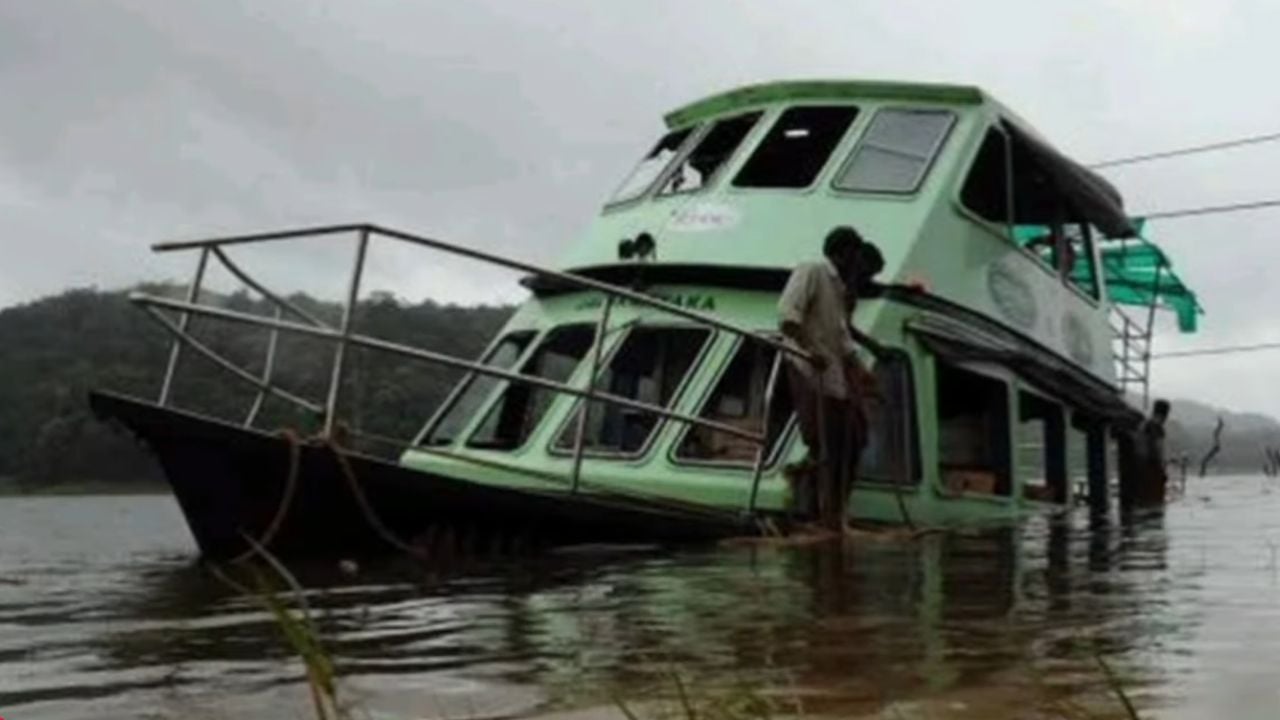 thekkady boat tragedy.