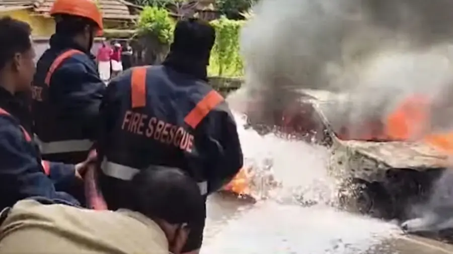 thiruvalla car fire accident