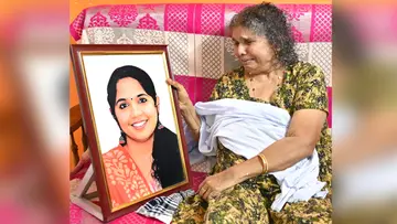 രഞ്ജിതയുടെ ചിത്രവുമായി അമ്മ തുളസി