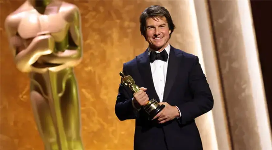 Tom Cruise received an Academy Honorary Award