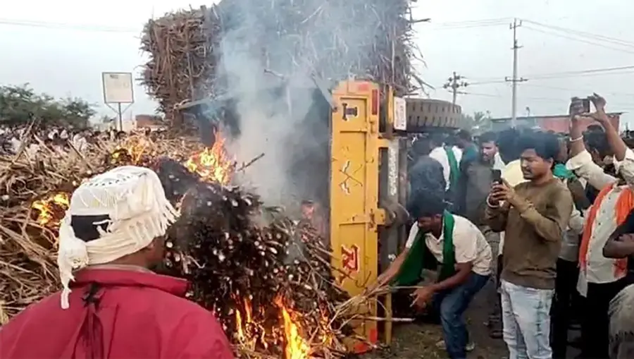 Sugarcane farmers protest turns violent tractors fired