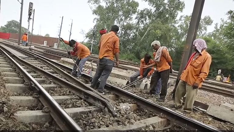 unskilled workers for railway line patrolling