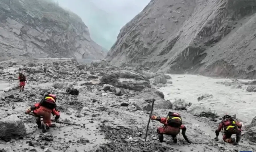 Nepal tunnel