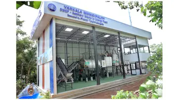 വർക്കല നഗരസഭയിൽ ആരംഭിച്ച കേരളത്തിലെ ആദ്യത്തെ മാലിന്യ സംസ്‌കരണ പ്ലാന്റ്