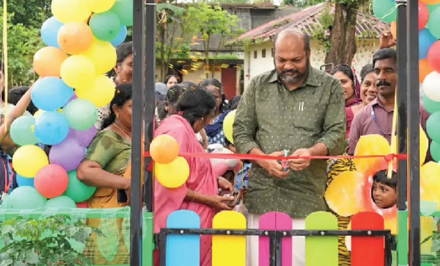 Varnakkoodaram