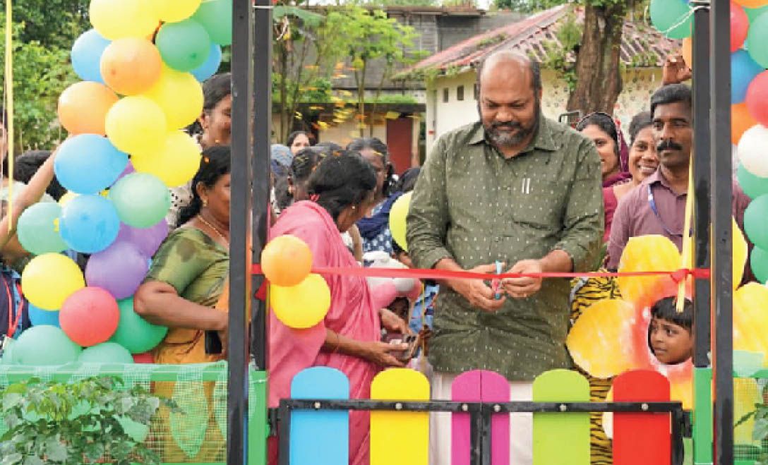 Varnakkoodaram
