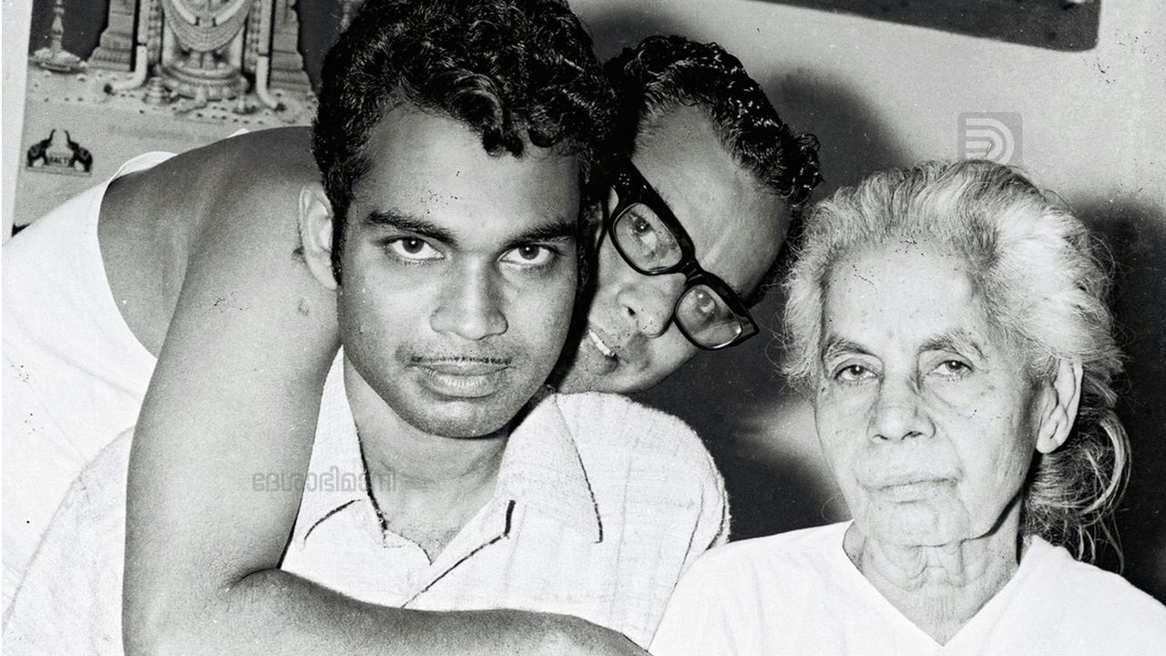 vayalar ramavarma poet