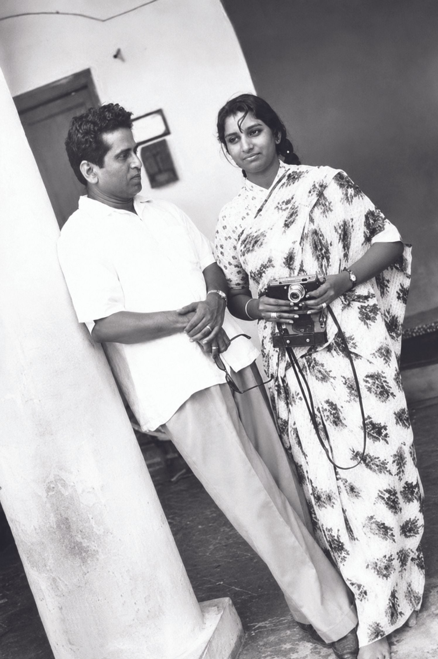 ഭർത്താവ്‌ വി രാമപ്രസാദിനൊപ്പം എസ്‌ ജാനകി