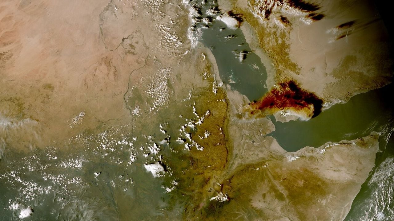 volcano erruption flight service