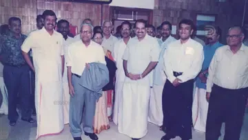 vs achuthanandan pant.png