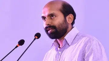v sivadasan mp
