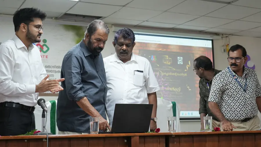 v sivankutty new job portal inauguration