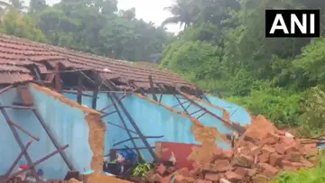 wall collapse_house_mangalore