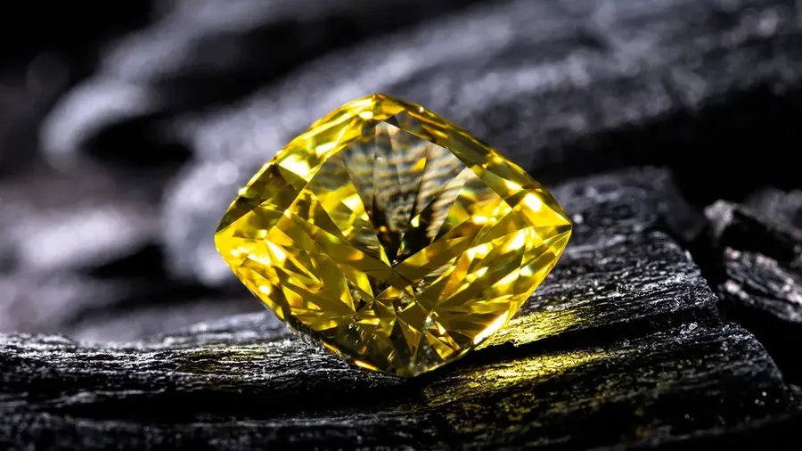 yellow diamonds